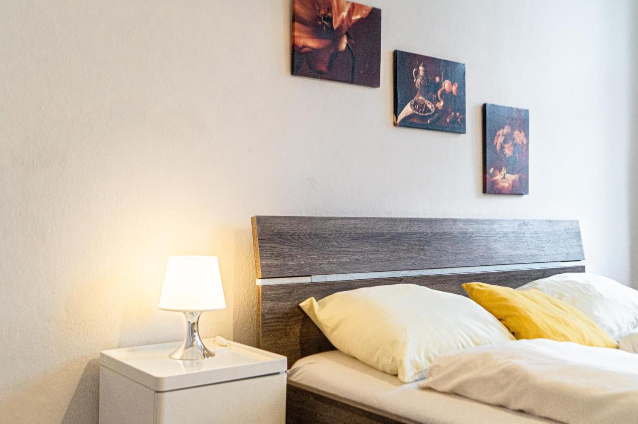 Comfy 2Br- Apartment Near Wiener Stadthalle Esterno foto