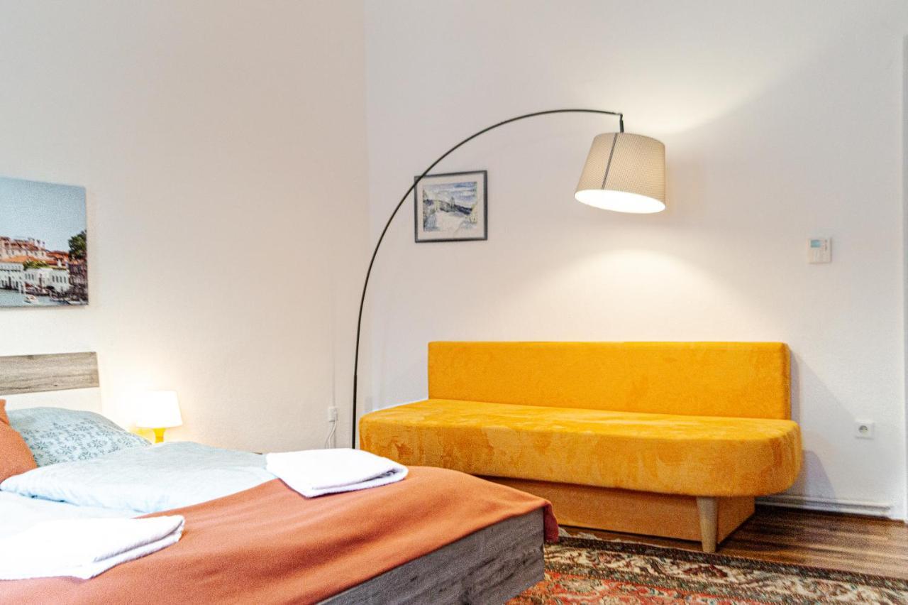Comfy 2Br- Apartment Near Wiener Stadthalle Esterno foto